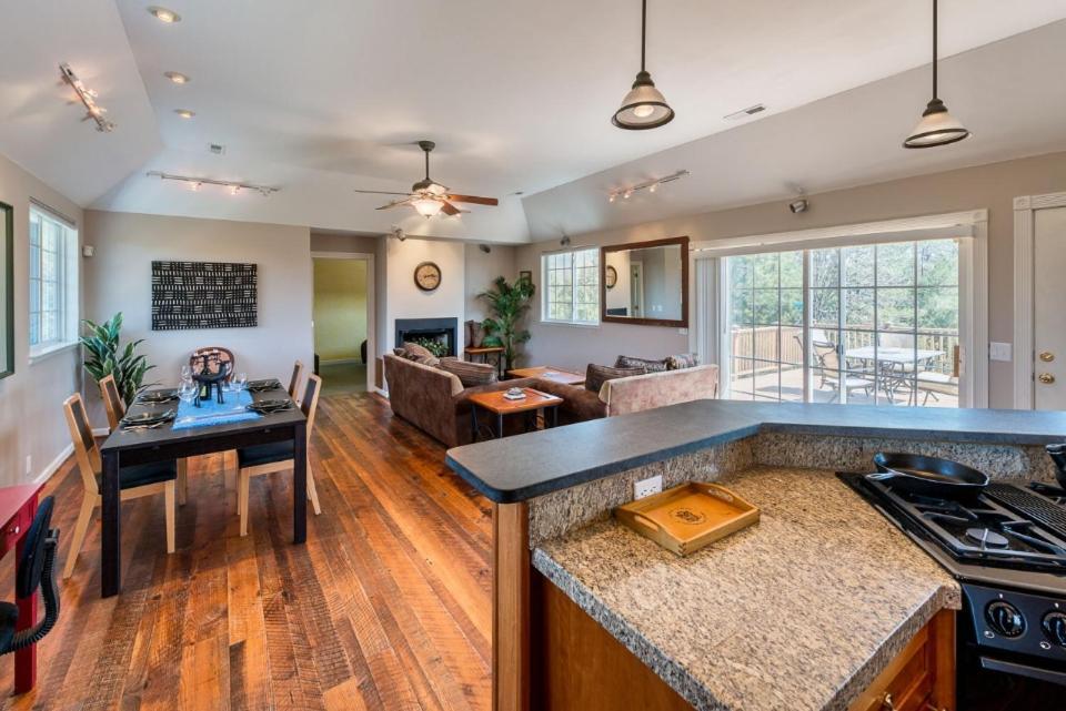 Glass House Winery Bed And Breakfast Earlysville Экстерьер фото