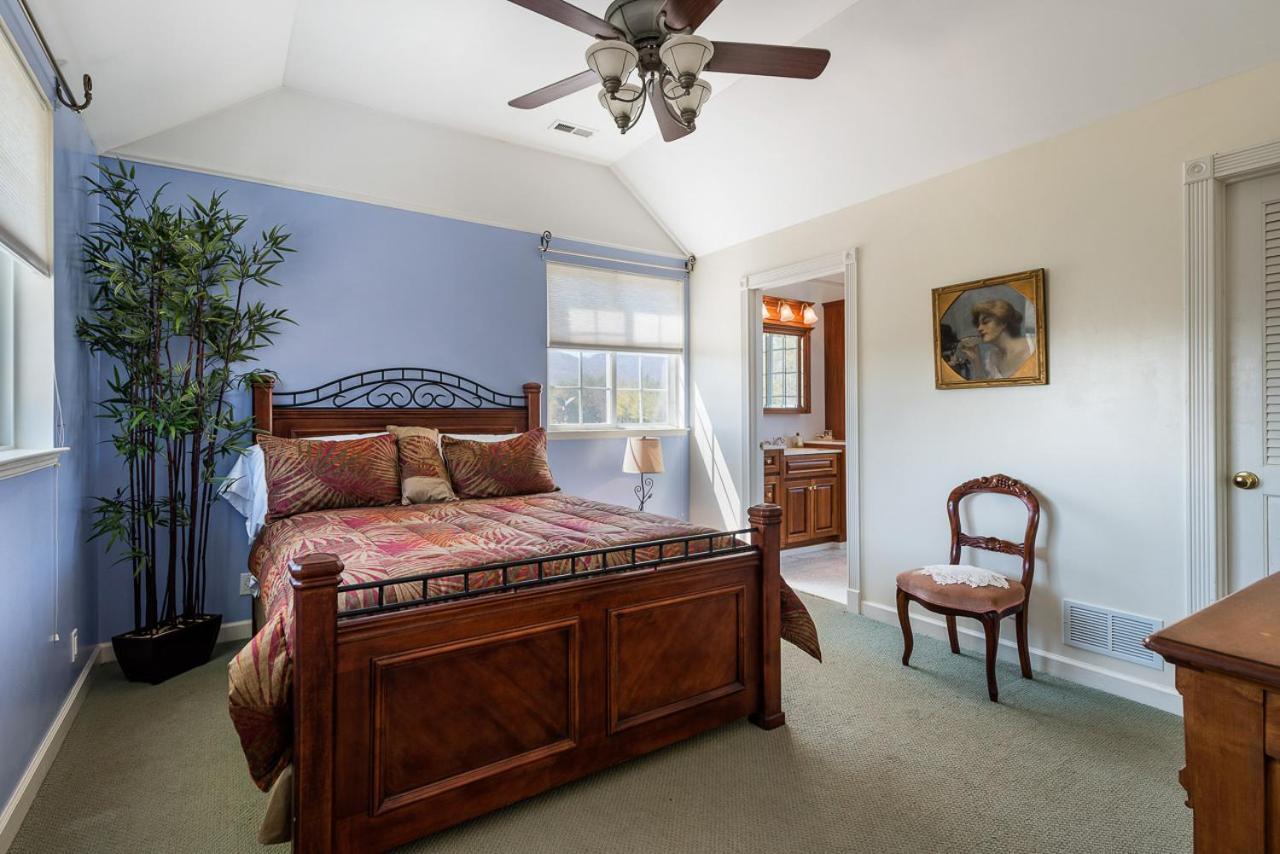 Glass House Winery Bed And Breakfast Earlysville Экстерьер фото